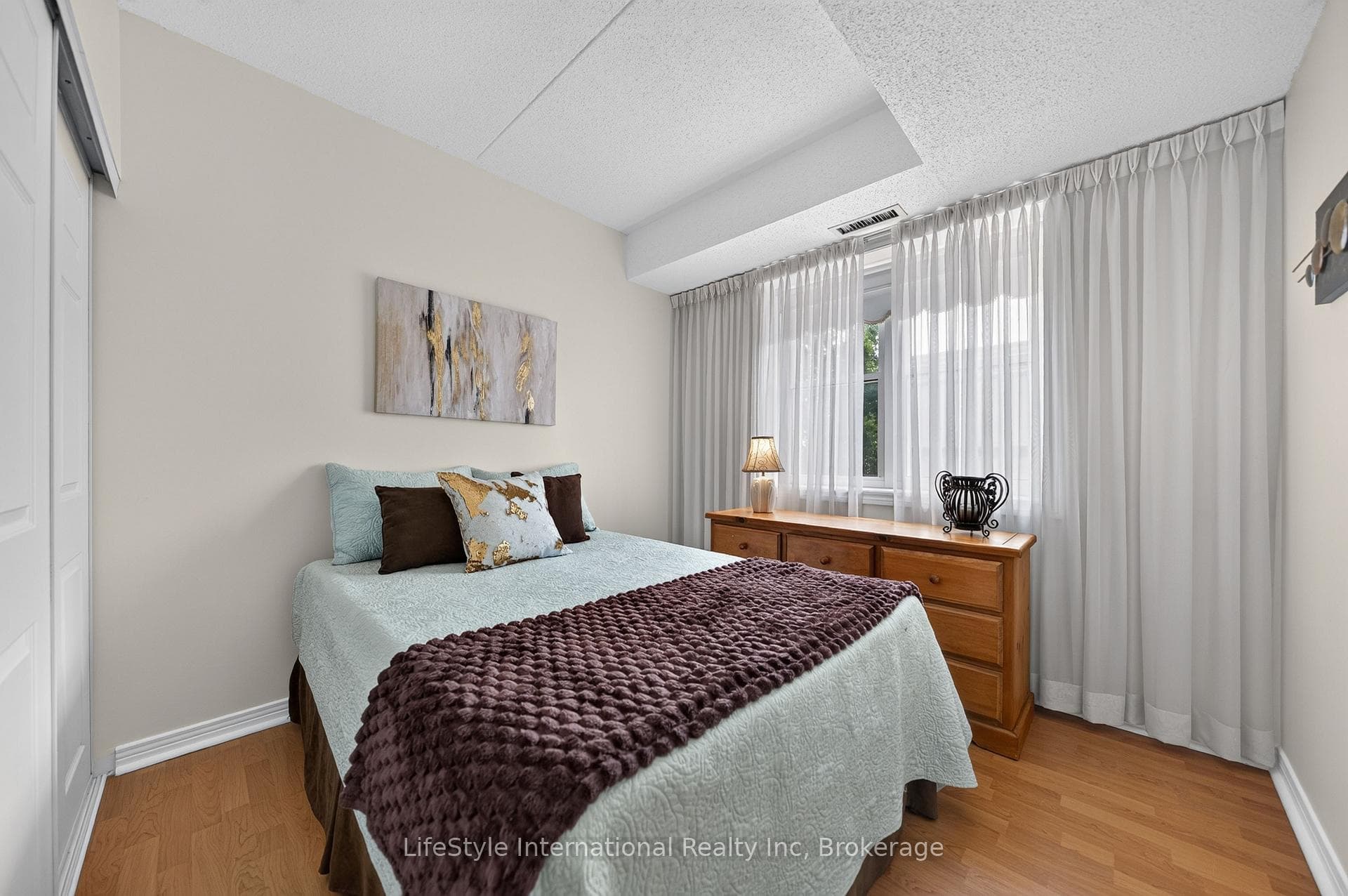 208 Silvercreek Parkway Unit 210 photo 35