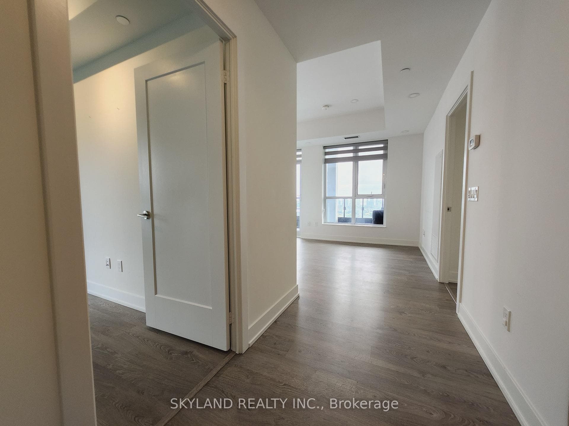 9 Mabelle Avenue Unit 2922 photo 13