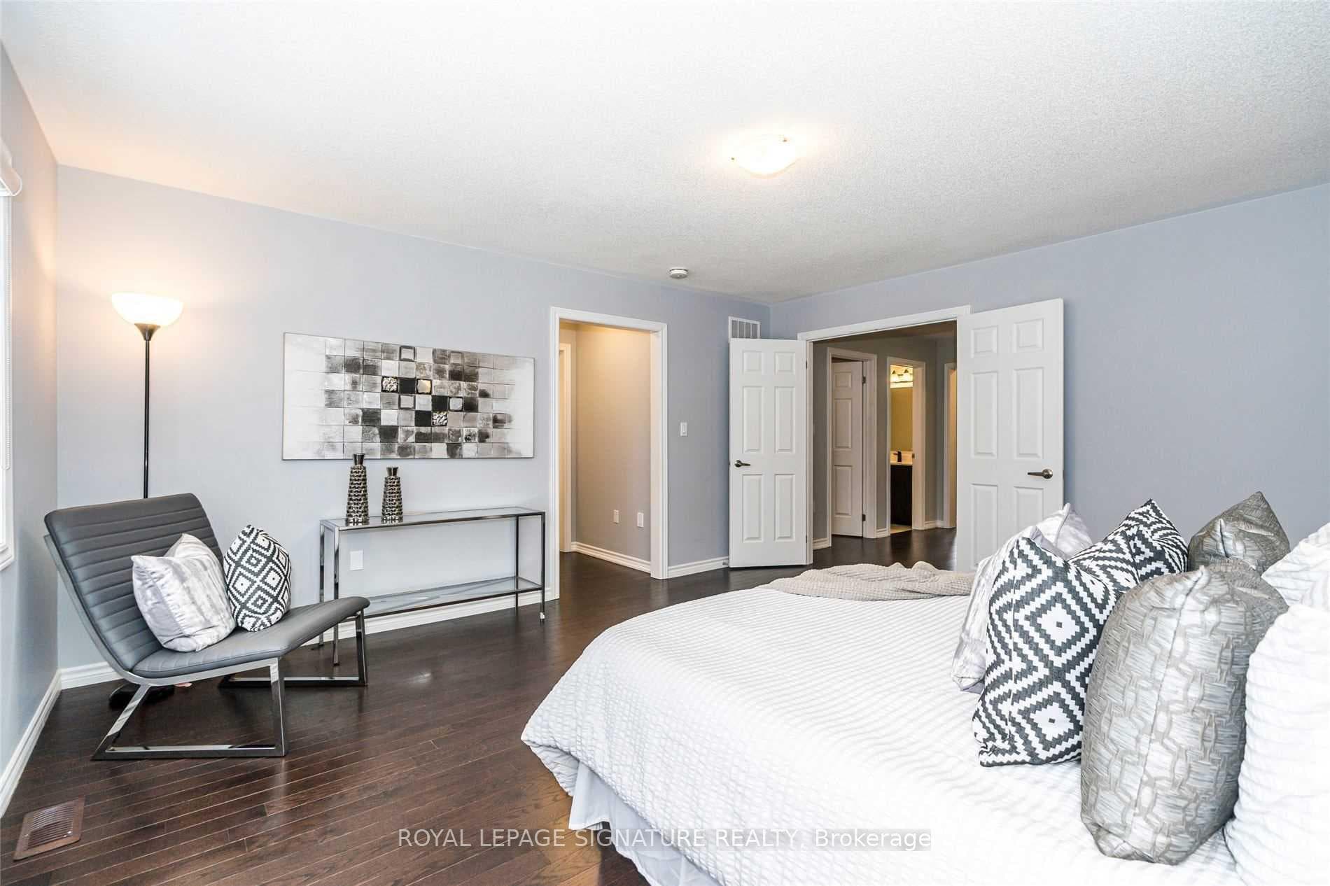263 Northglen Boulevard photo 10
