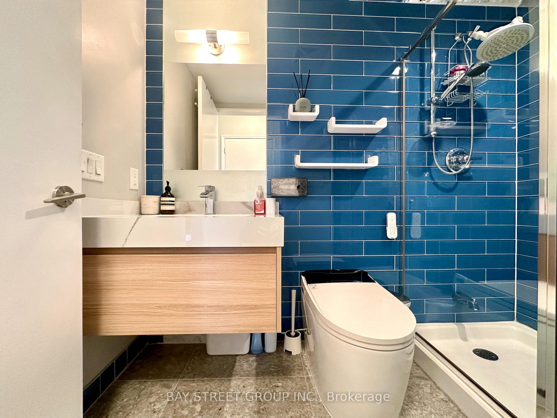 25 Carlton Street Unit 3101 photo 31