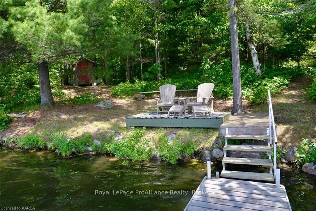 370 TRAVERSE LAKE Lane photo 44