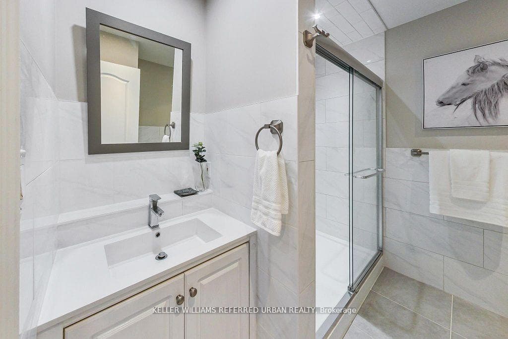 43 Northcote Avenue Unit Main photo 9