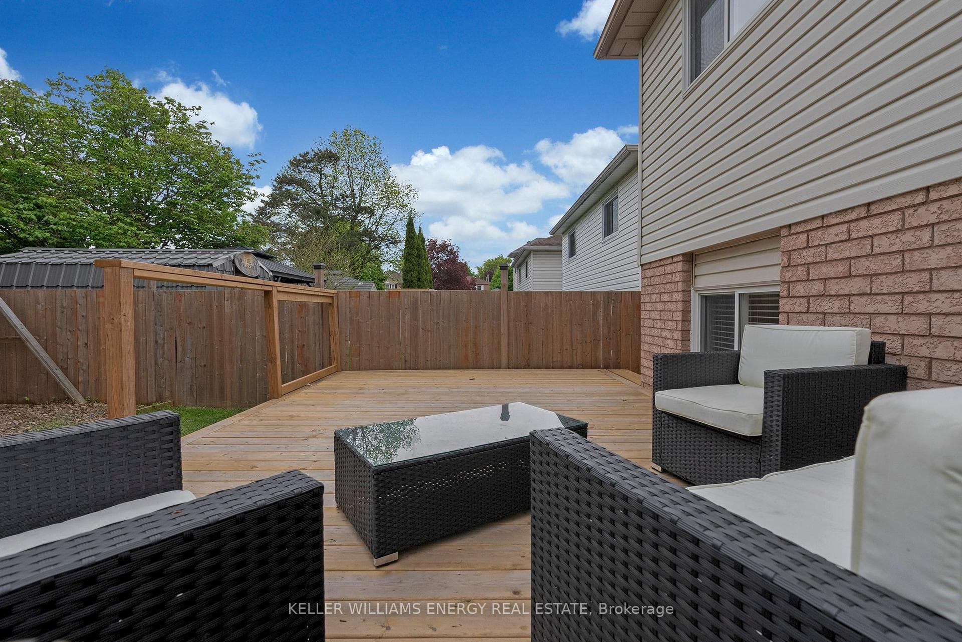 9 Bushford Street photo 36