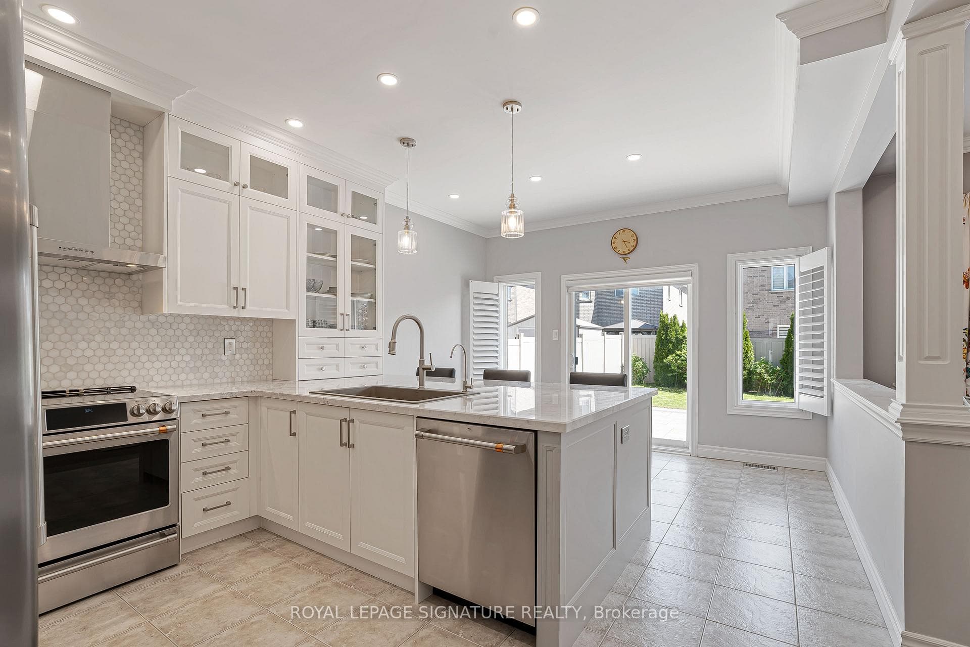 35 Mahogany Forest Drive photo 14