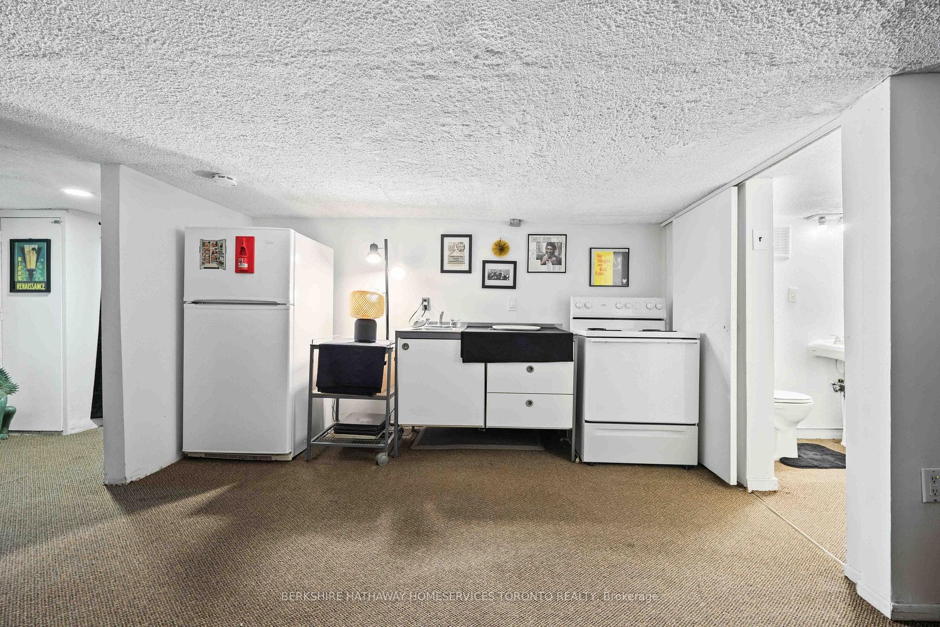 6 Ivy Avenue photo 33