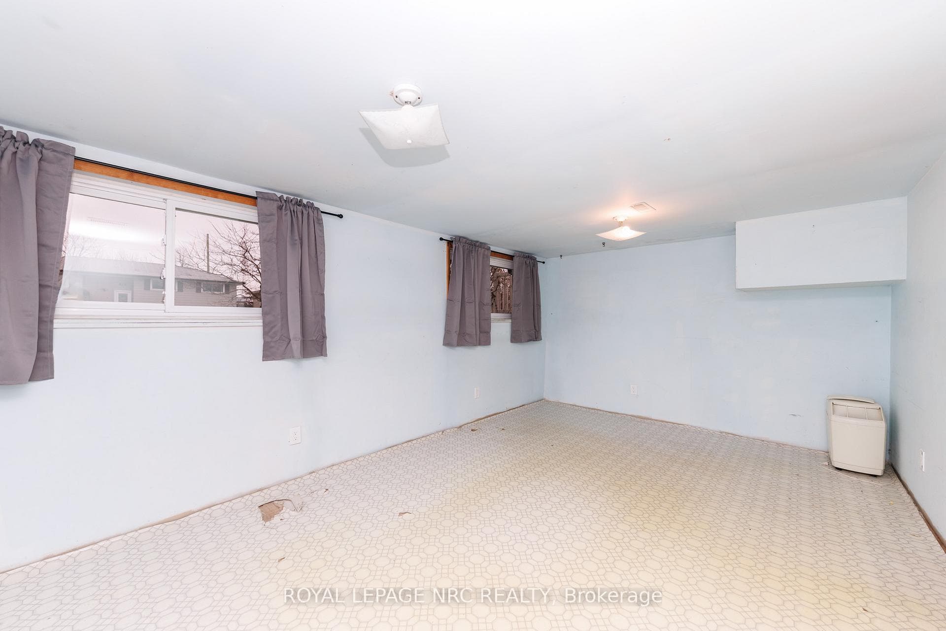 33 Strathmore Crescent photo 35