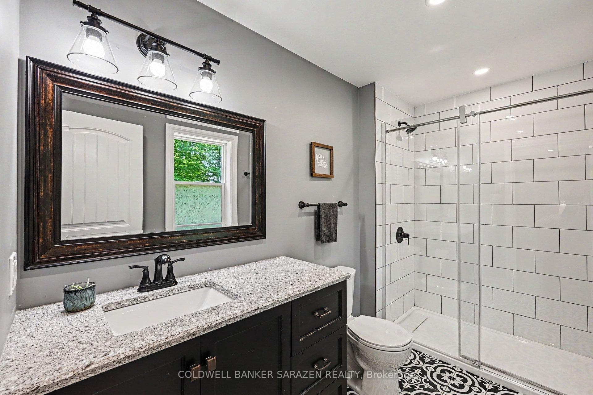 Lovely primary ensuite