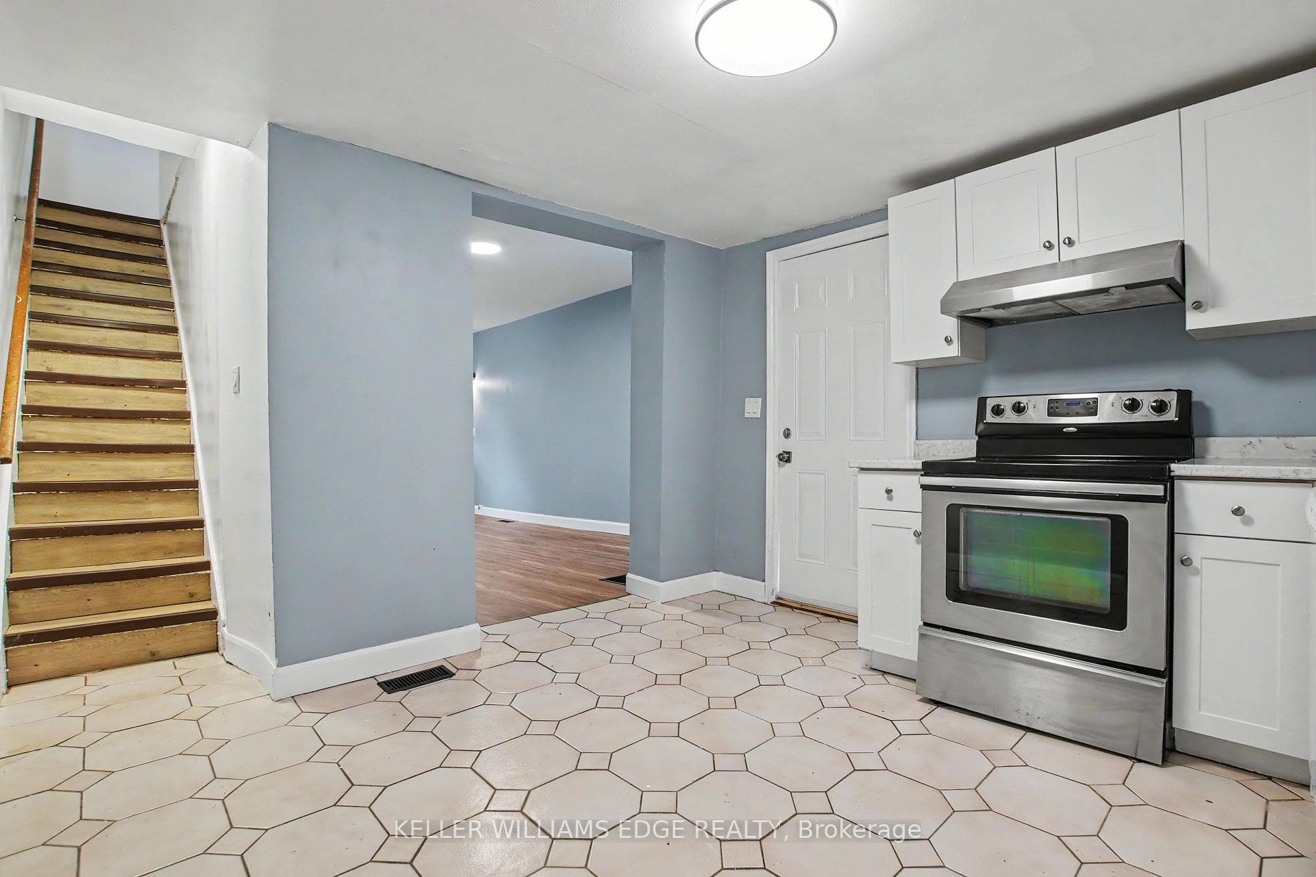 89 Cheever Street photo 12