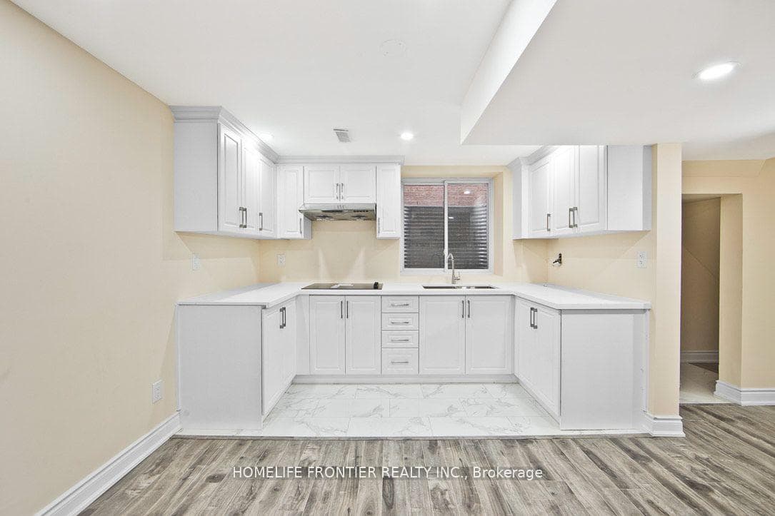 307 Hinton Terrace Unit Bsmnt photo 1