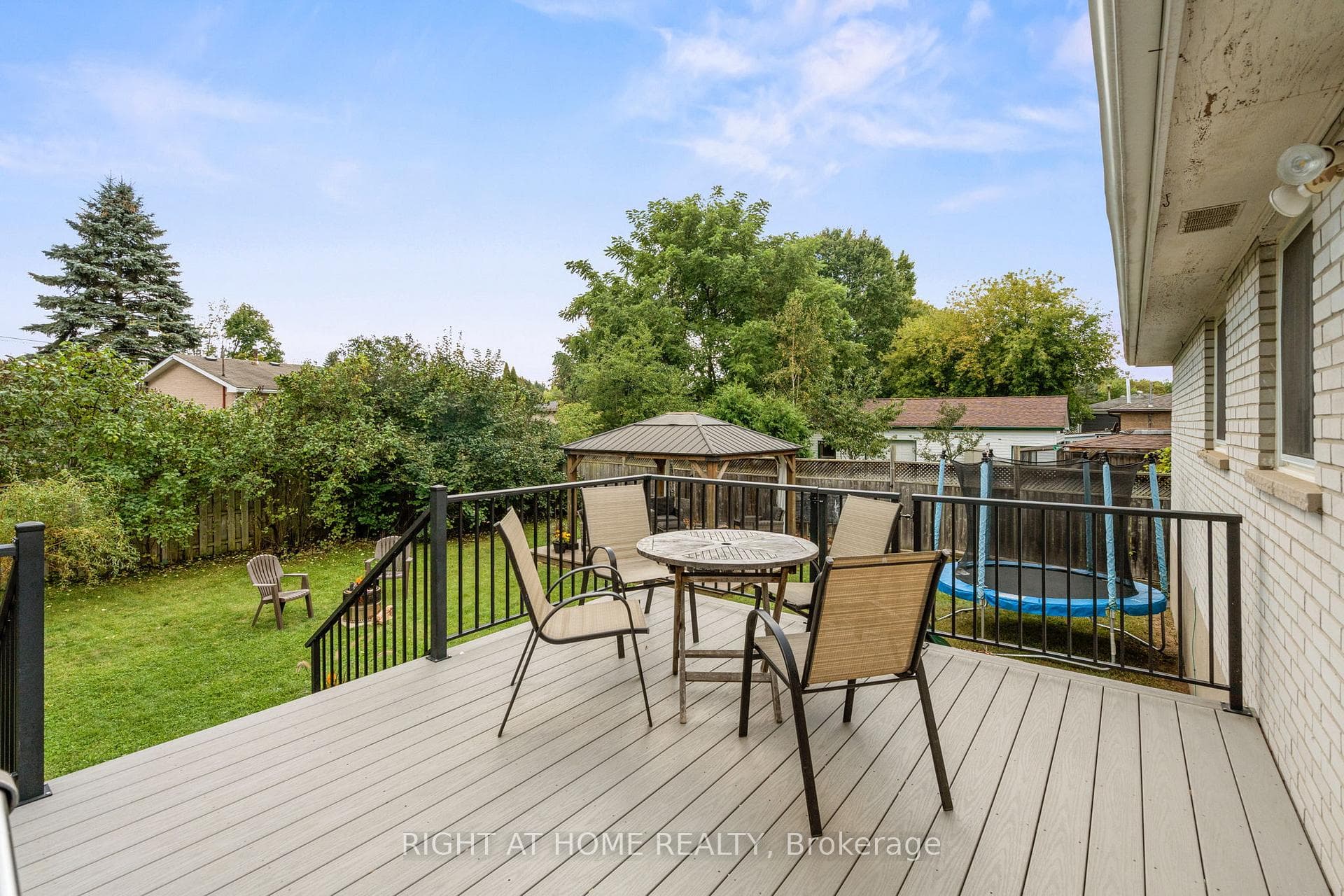 8 Sandsprings Crescent photo 28
