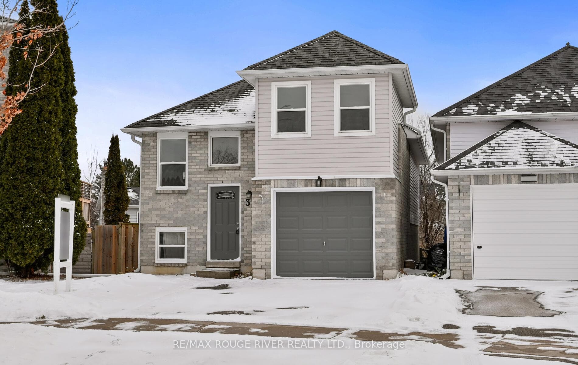 31 Broadlands Crescent photo 1