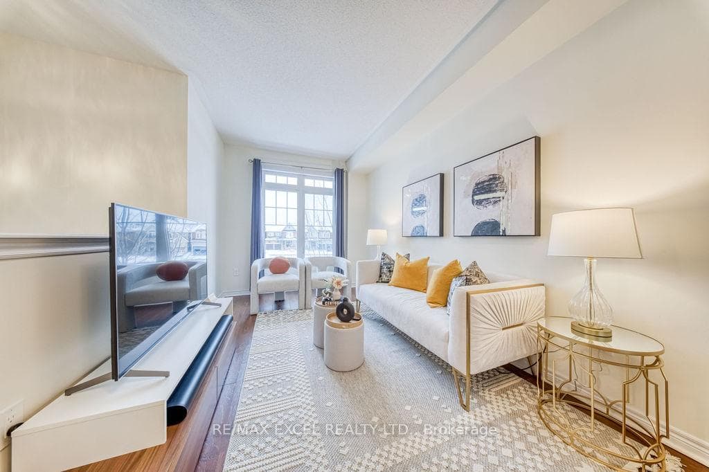 187 Dundas Way photo 4