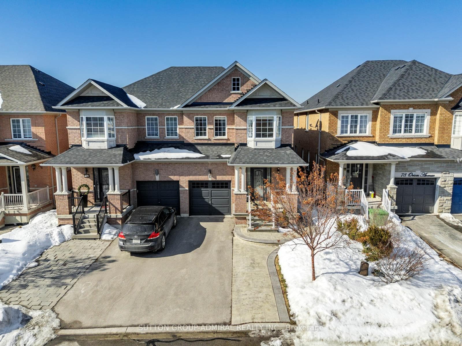 76 Orion Avenue photo 31