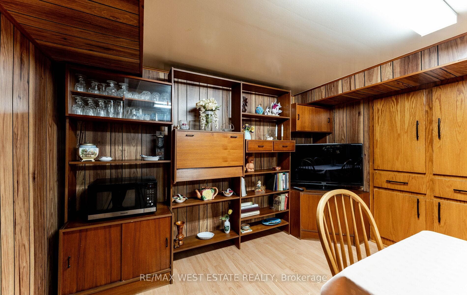1468 Wilson Avenue photo 41