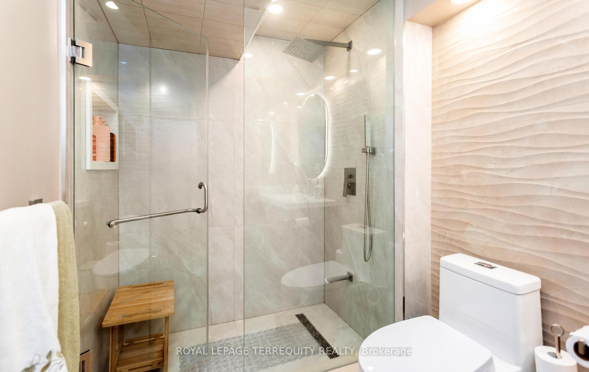 Large shower