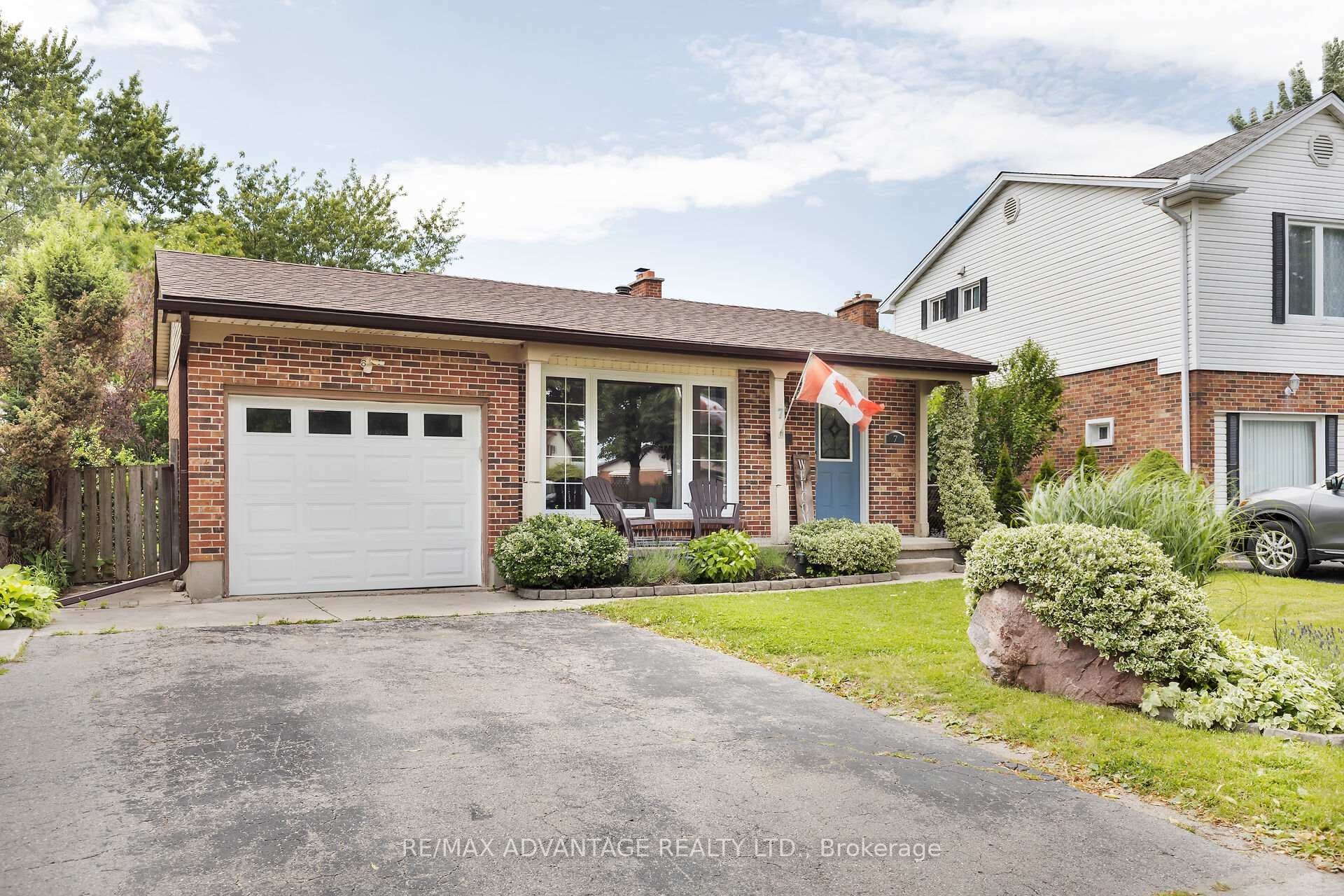 7 Lochern Road photo 2