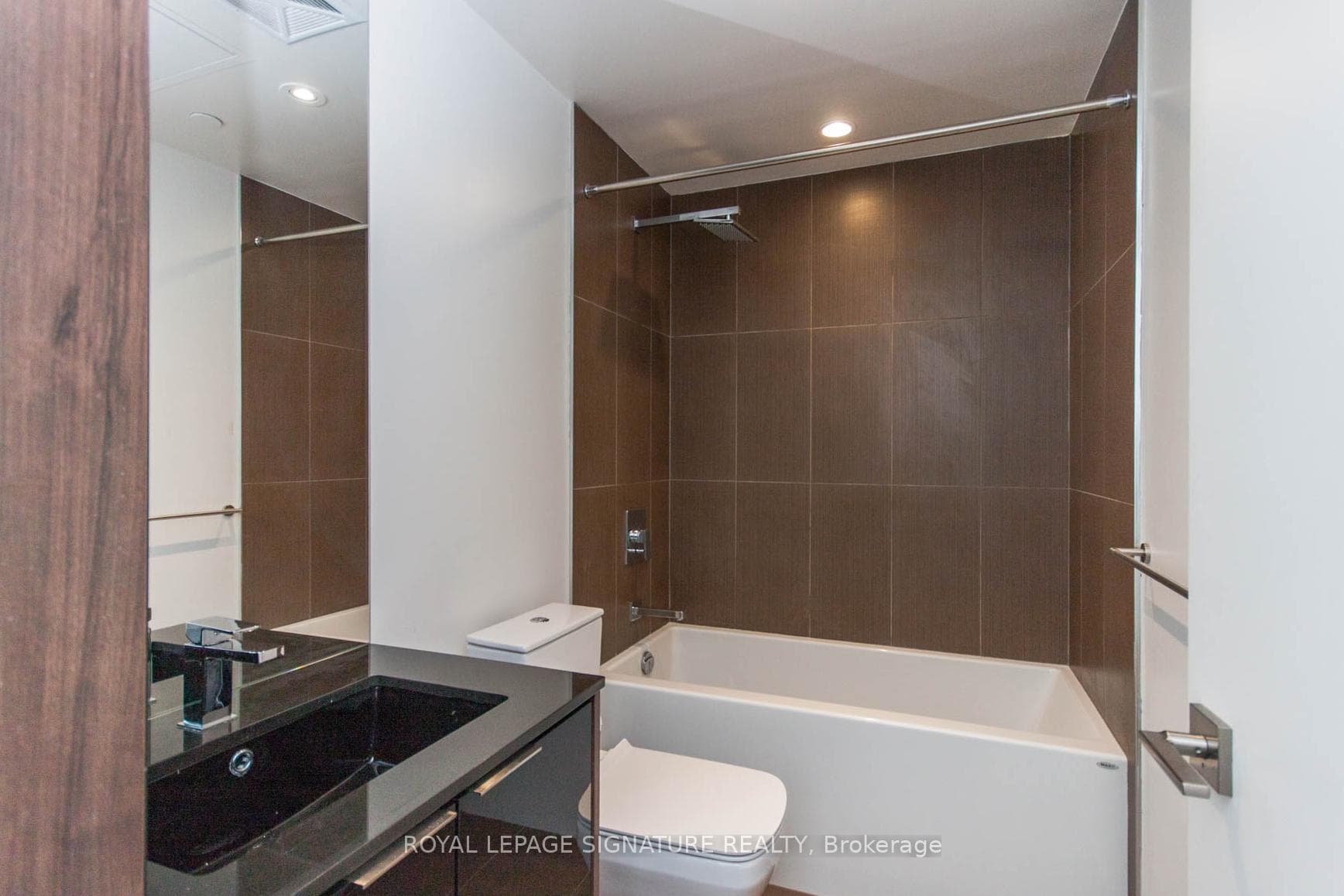 70 Temperance Street Unit 2902 photo 9