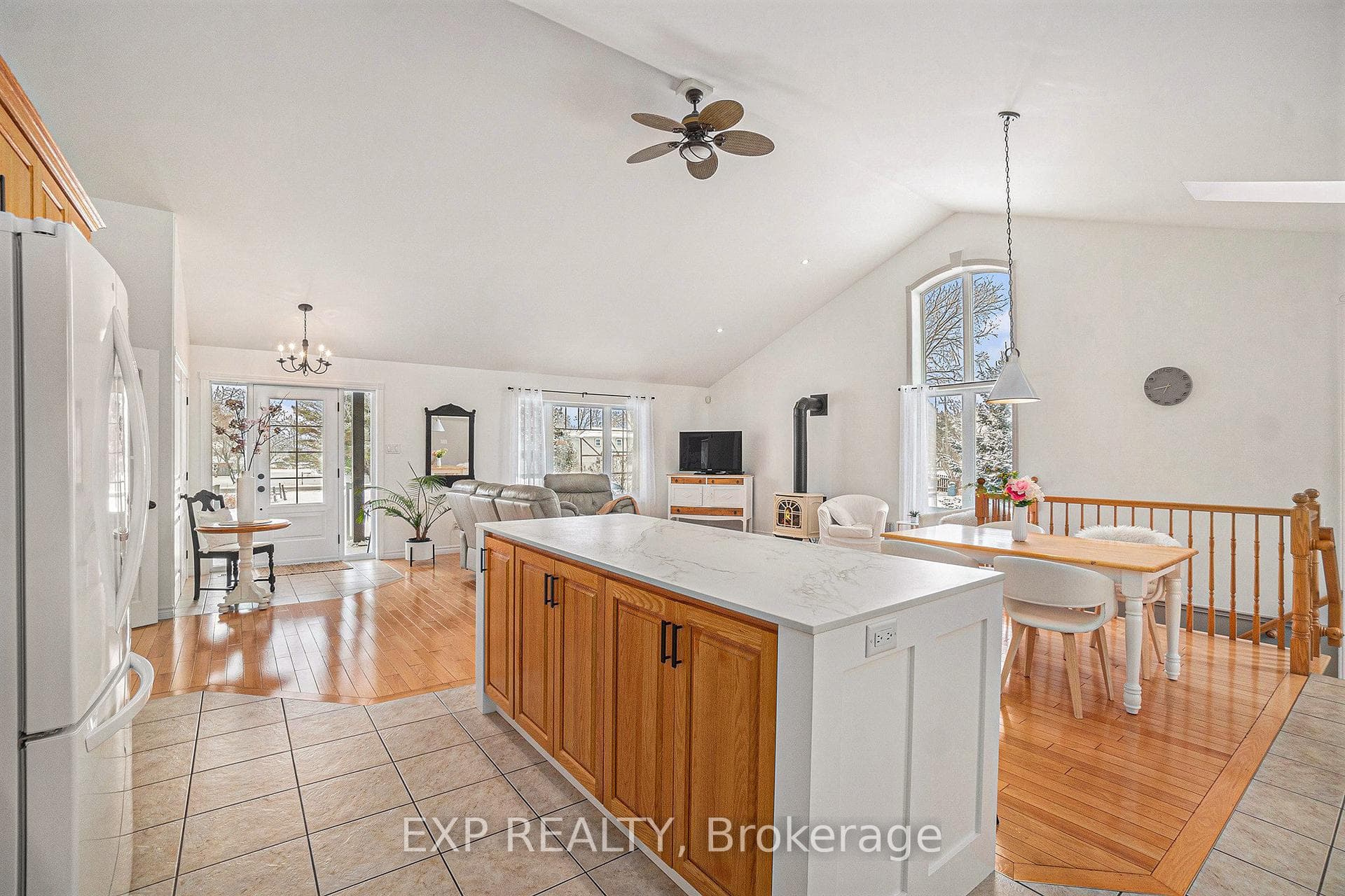 1508 St Andre Road photo 7