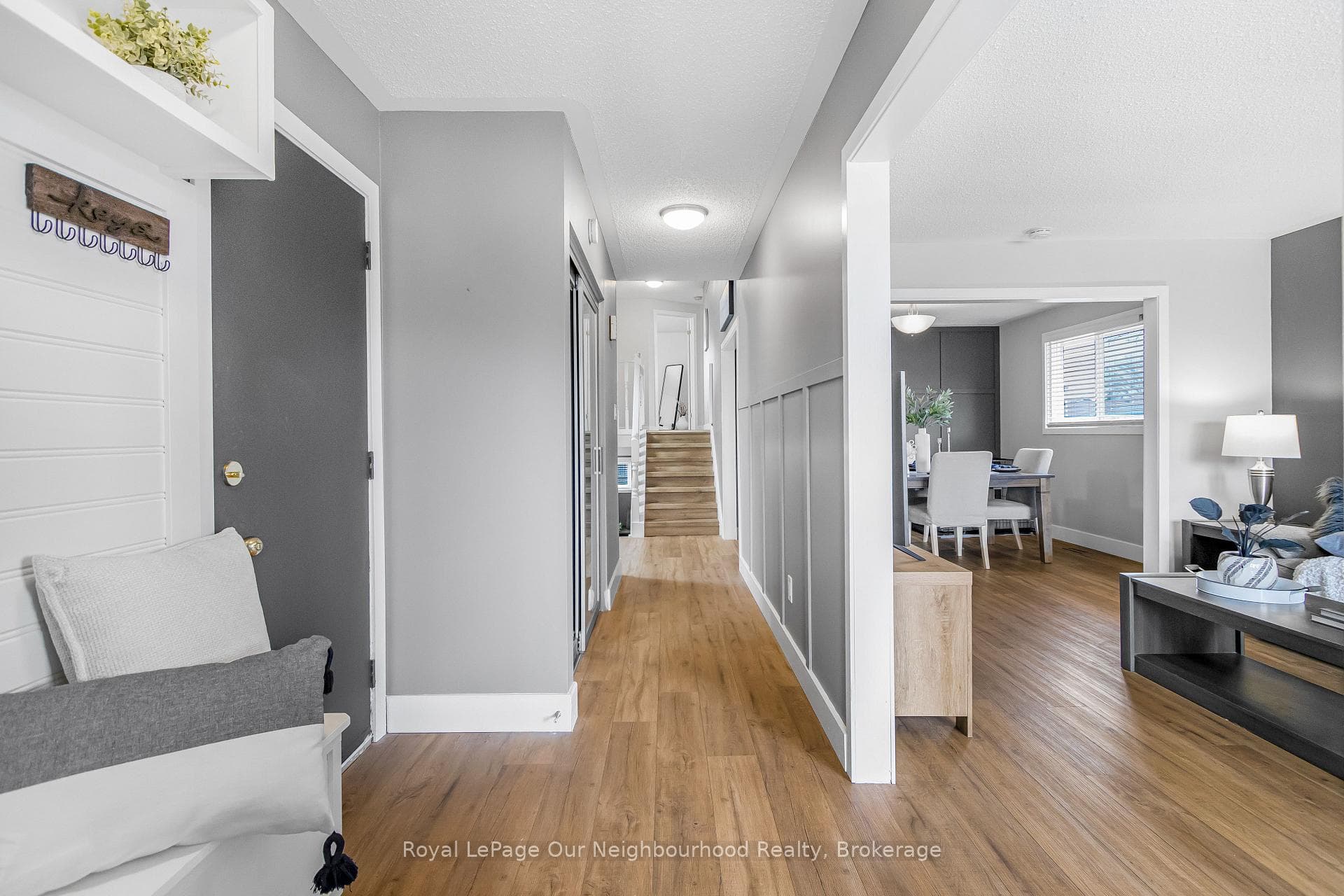 2 Woodfern Road photo 4