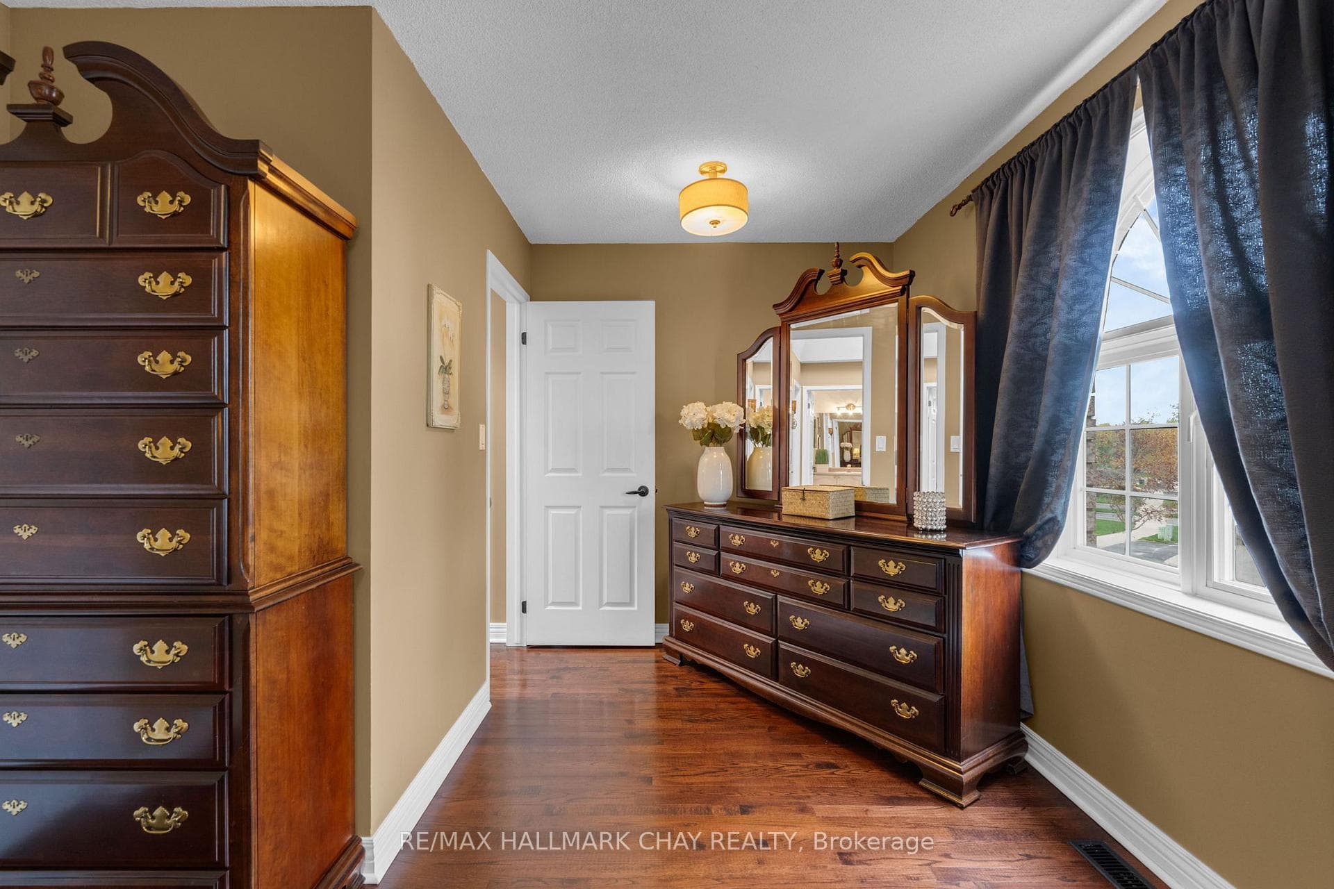 34 Crompton Drive photo 14