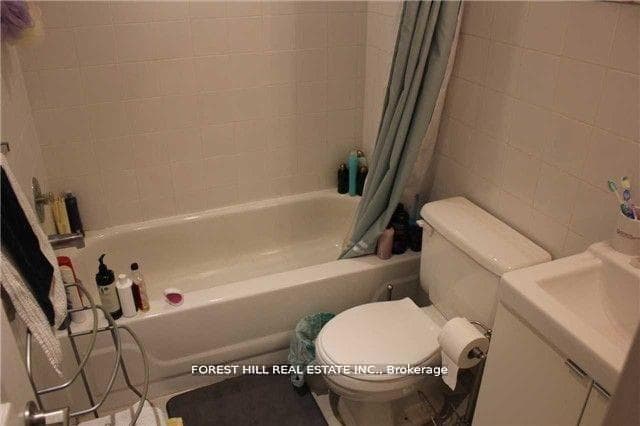 67 Brunswick Avenue Unit Lower photo 2