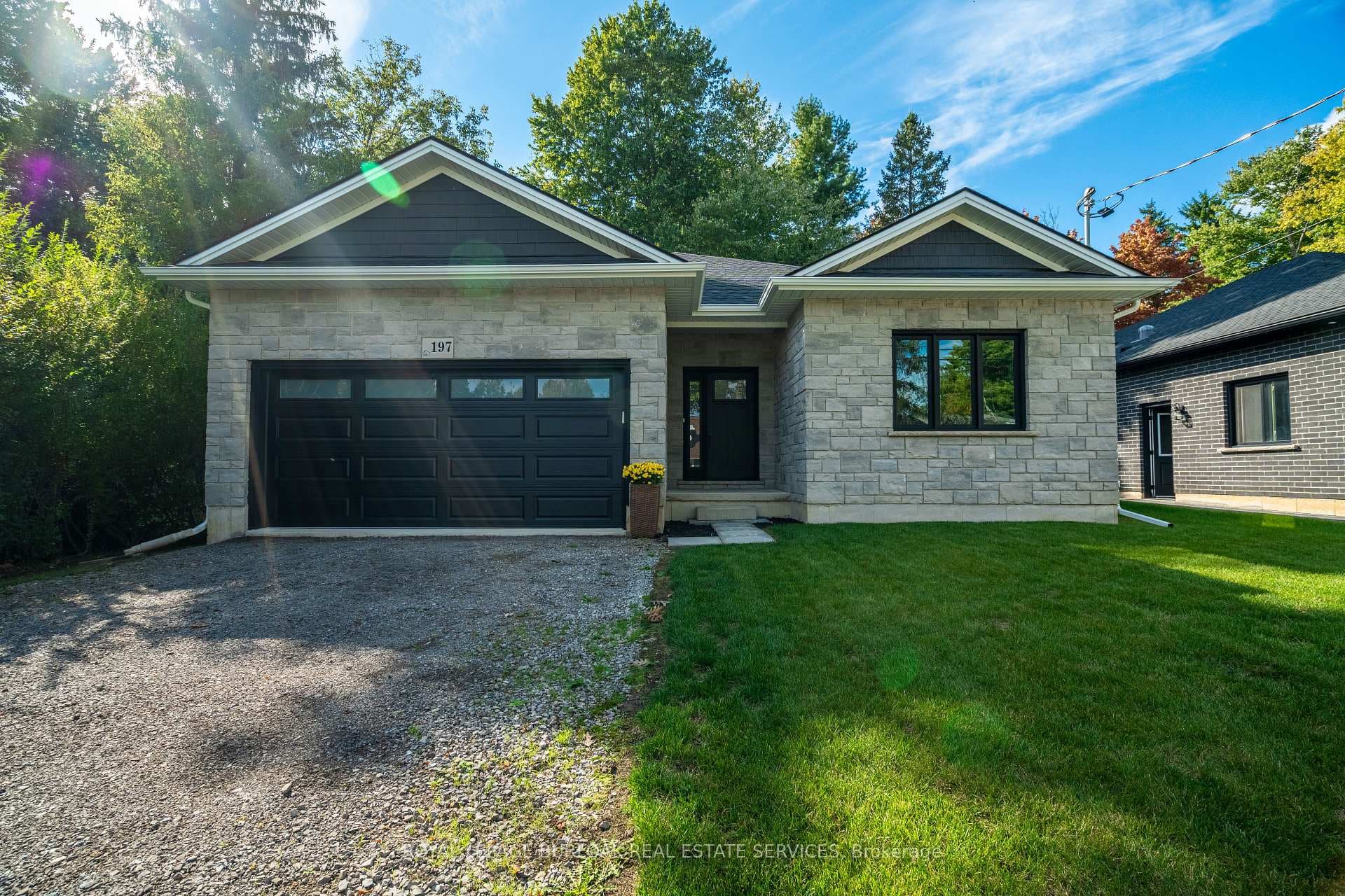 197 Pleasant Avenue photo 2