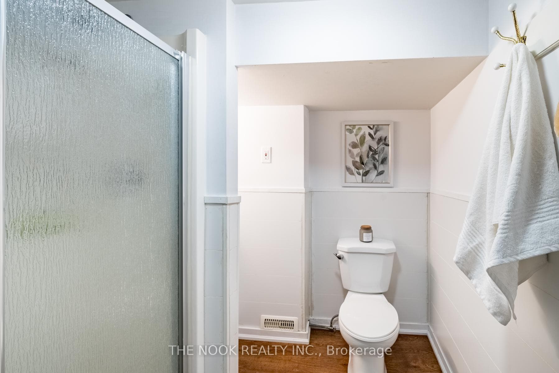 233 Mary Street photo 27