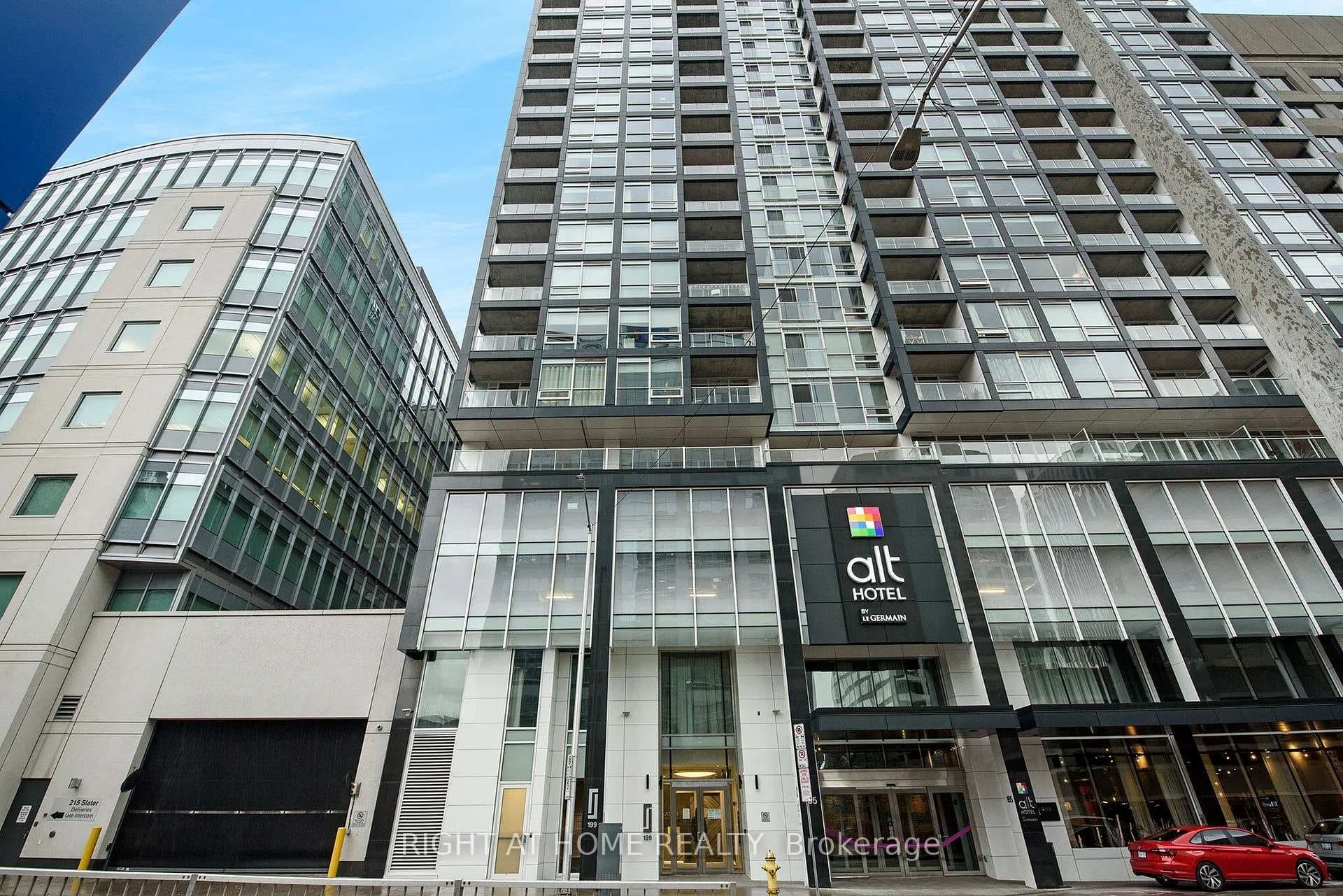 199 Slater Street Unit 1601 photo 1