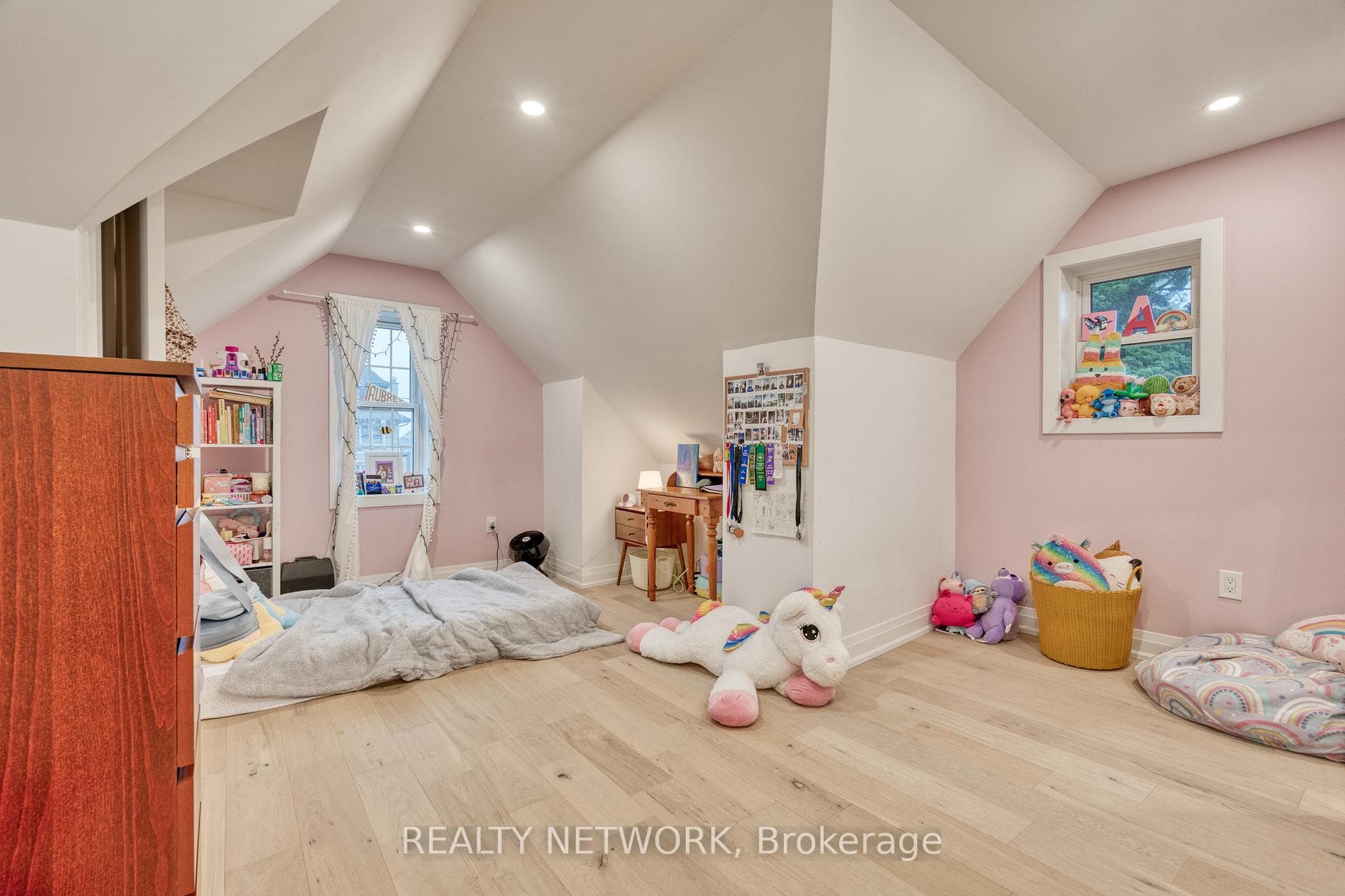 68 Mountain Park Avenue photo 25