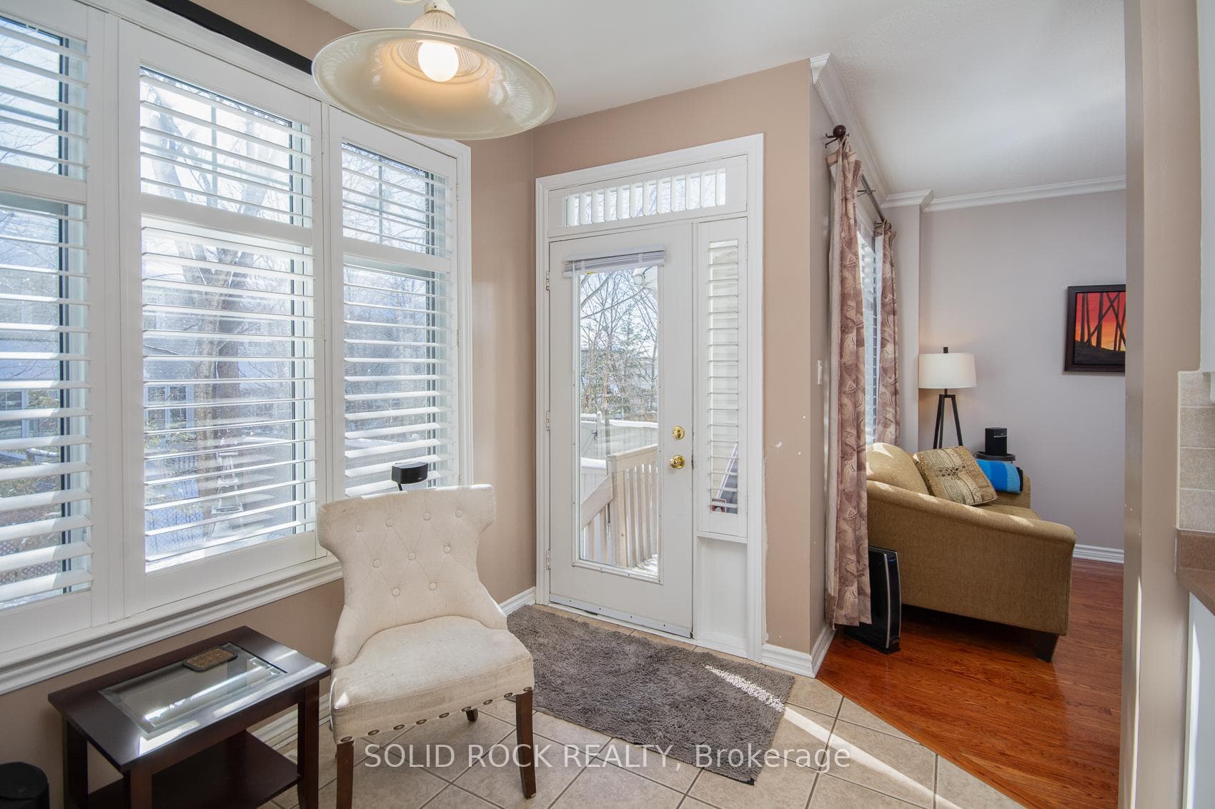 416 Cache Bay Crescent photo 12