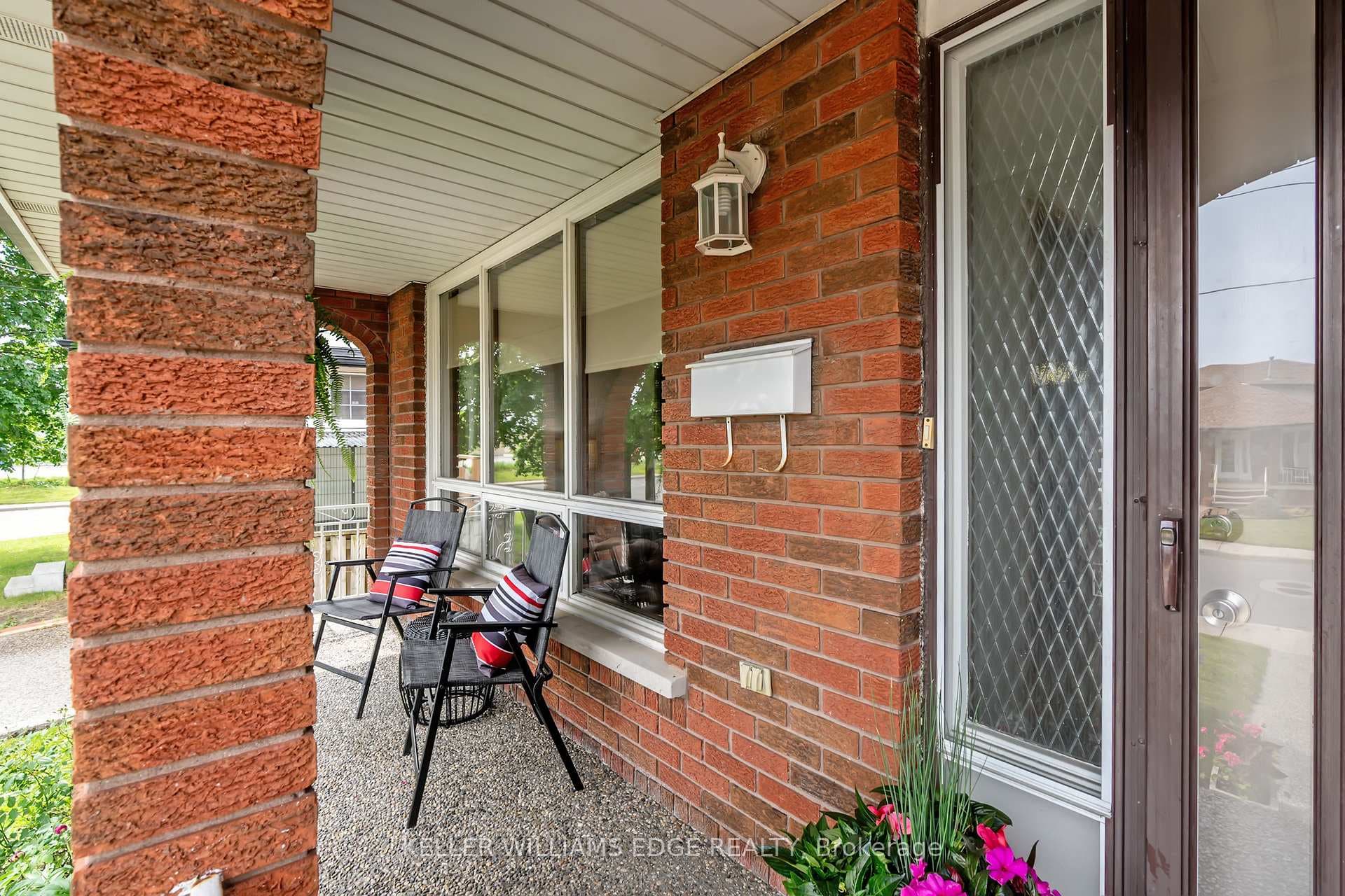 7 Oakland Drive photo 4