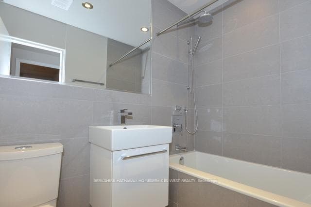 36 Castle Frank Road Unit B5 photo 18