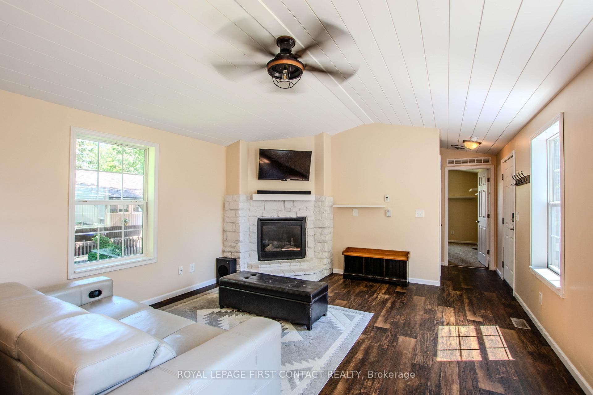 23 Georgian Glen Drive Unit N/A photo 5