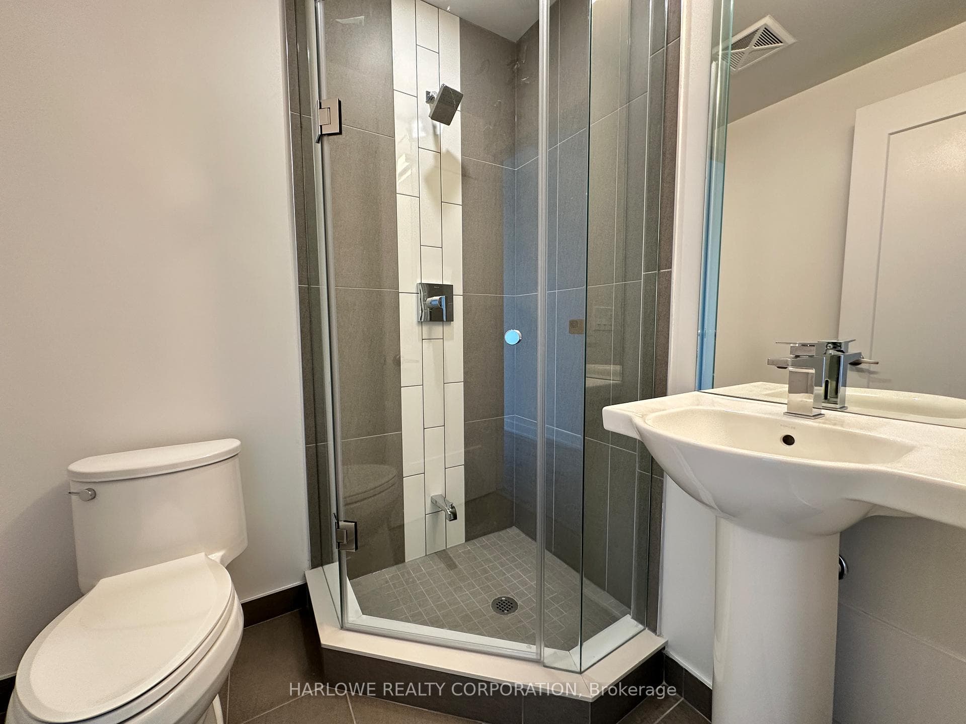 135 Lower Sherbourne Street Unit 2626 W photo 5