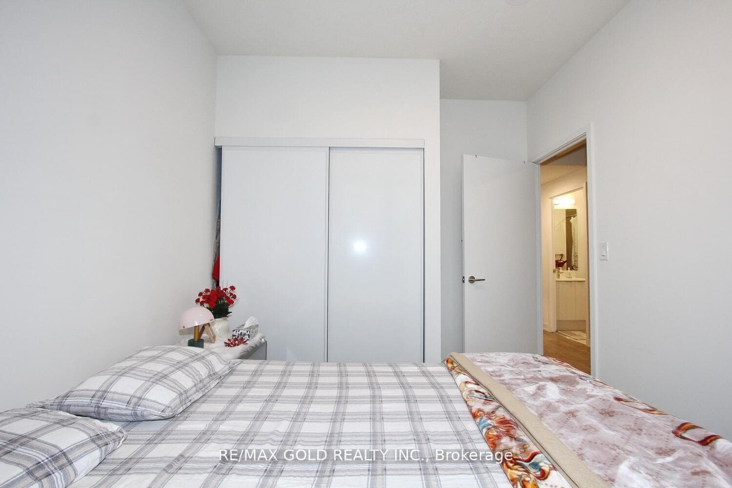 225 Malta Avenue Unit 1401 photo 19