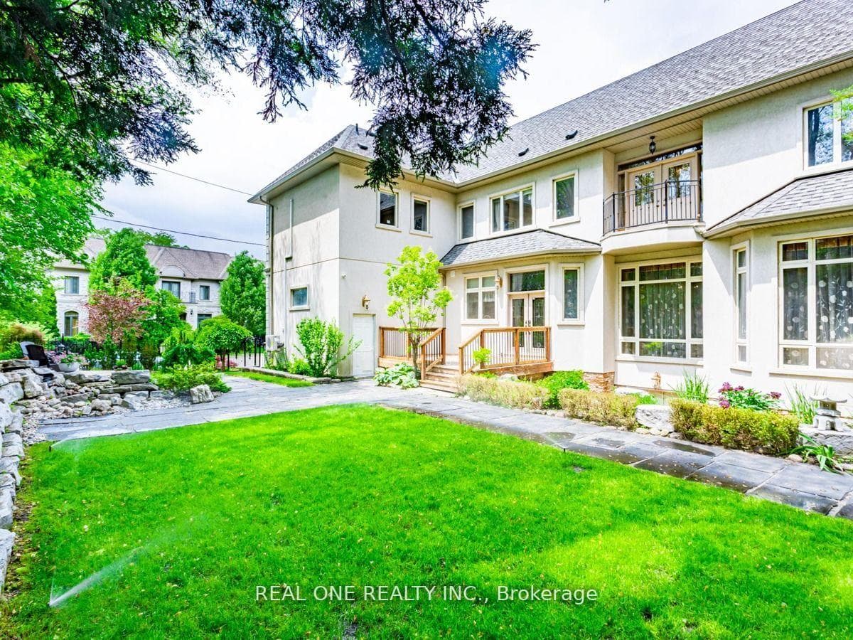 15 Royal Oak Drive photo 29
