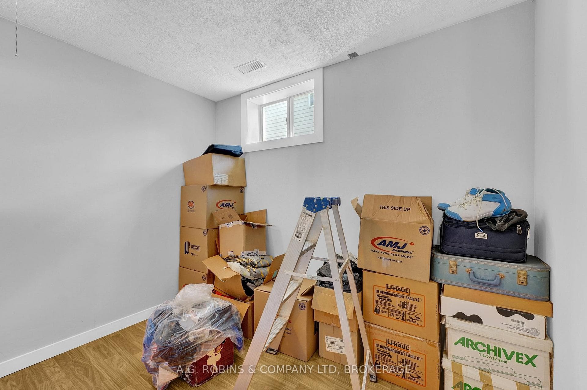 5 Longview Drive photo 36