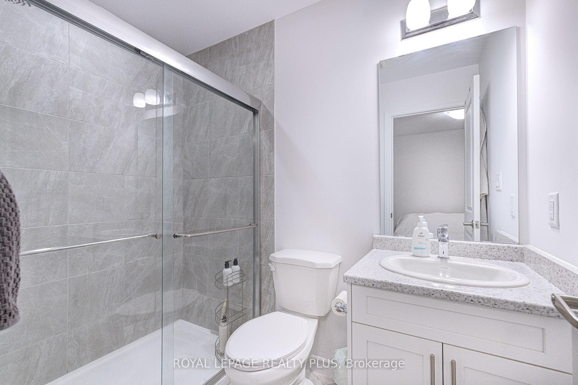 61 Soho Street Unit 98 photo 22
