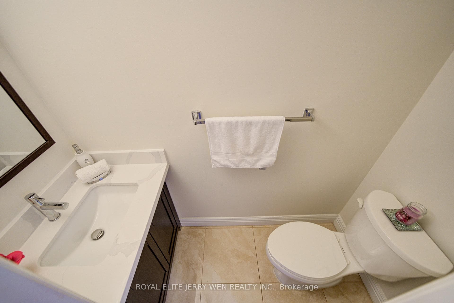 70 Bronte Road photo 36