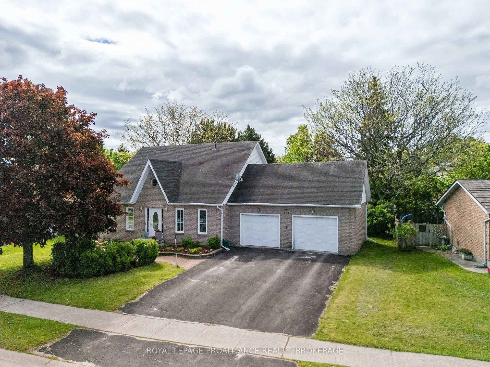 151 Greenlees Drive photo 41