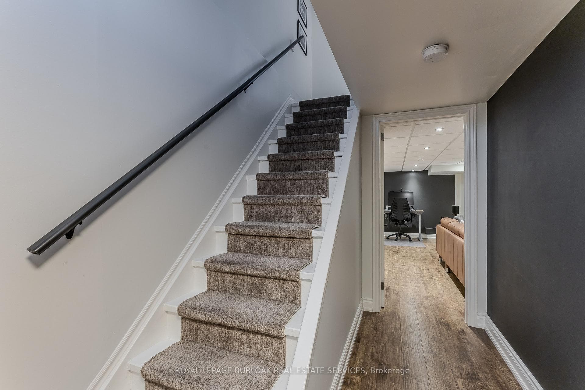 12 Thornlodge Drive photo 35