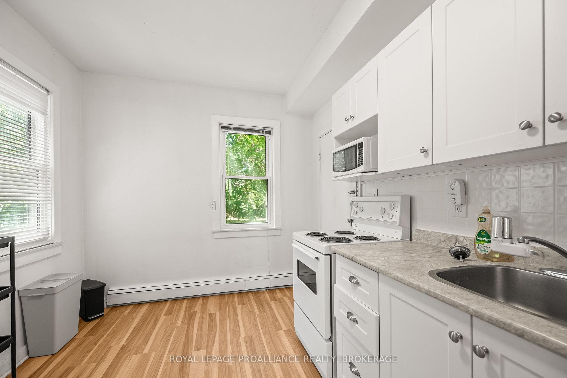 176 Nelson Street photo 19