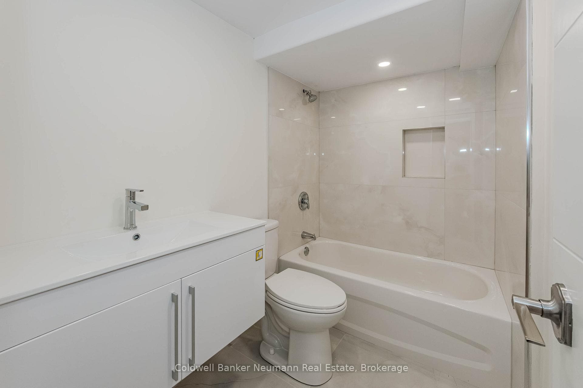 69 Hadati Road Unit B photo 6