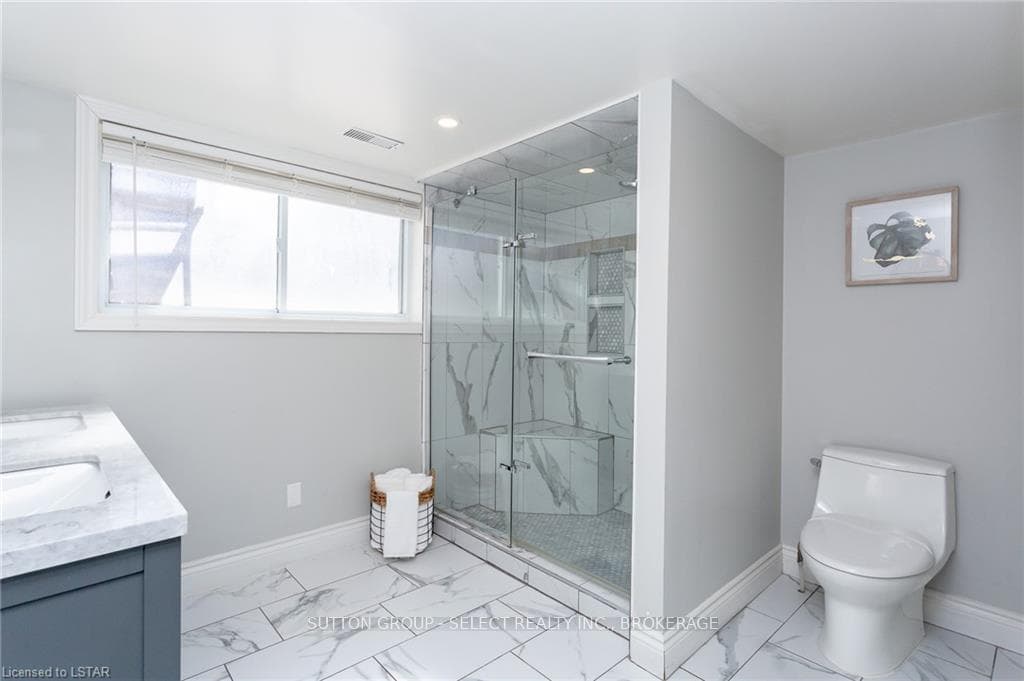 1384 LOLA Street photo 37