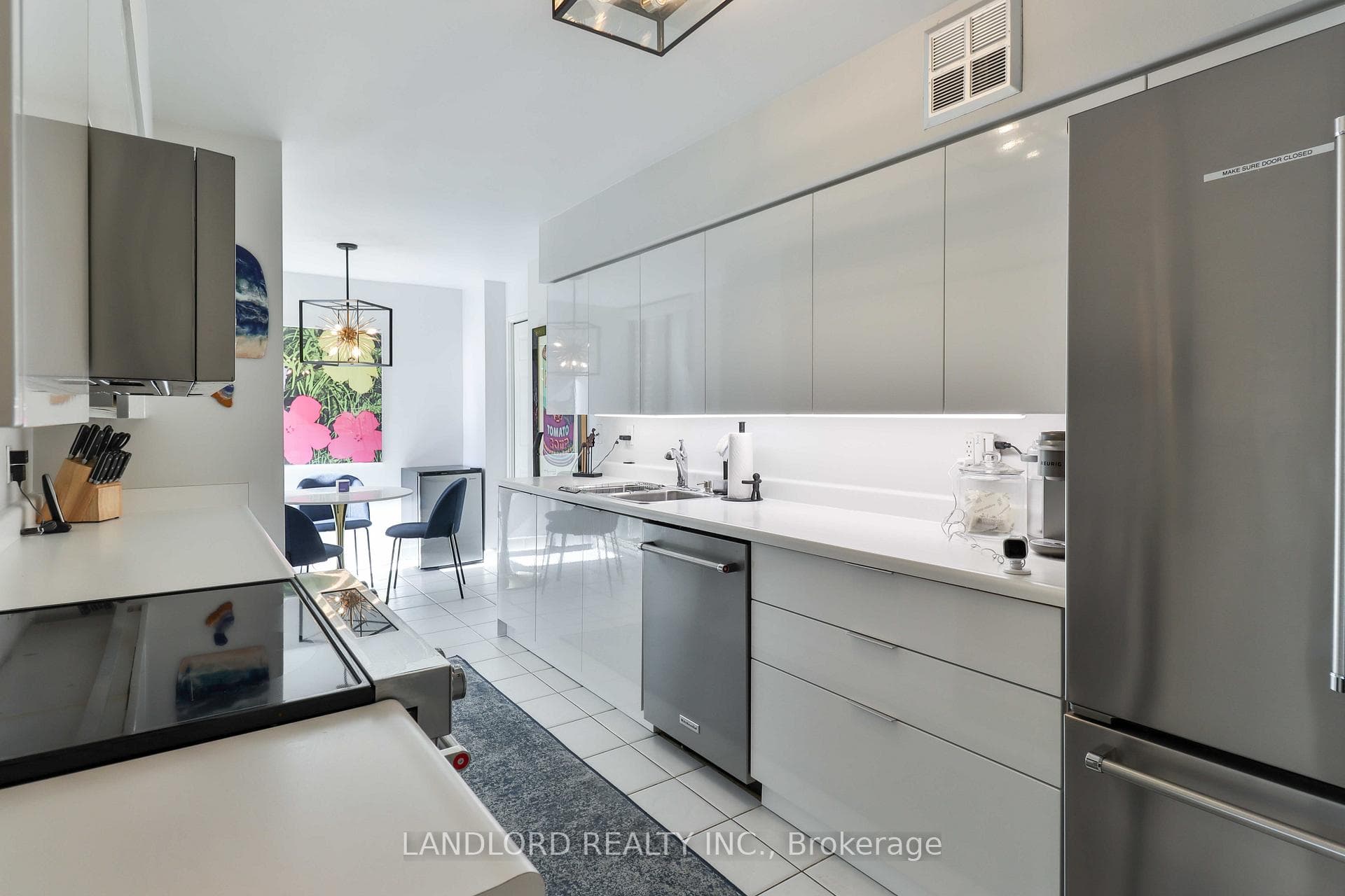 278 Bloor Street Unit 1801 photo 13