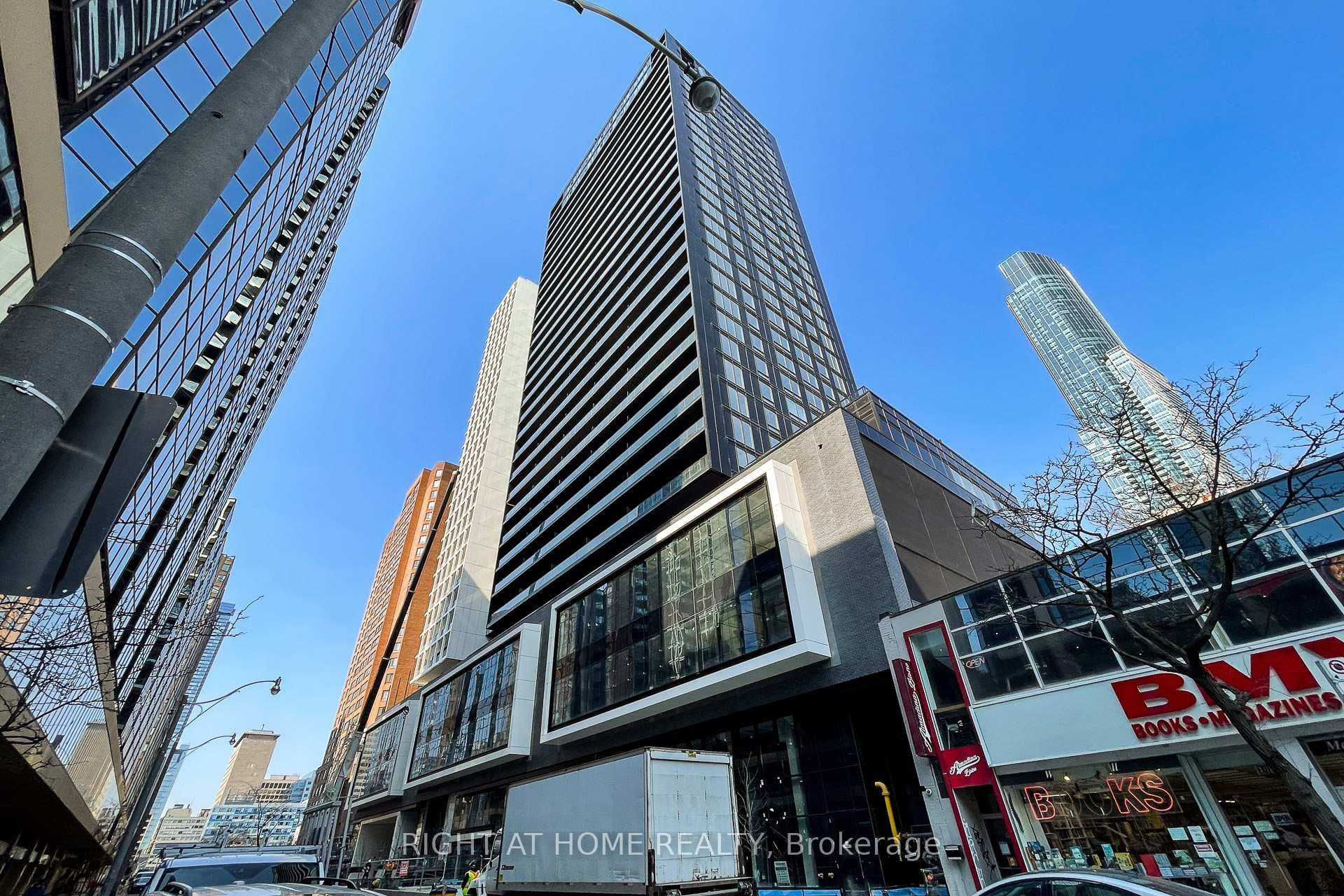 20 Edward Street Unit 1819 photo 1