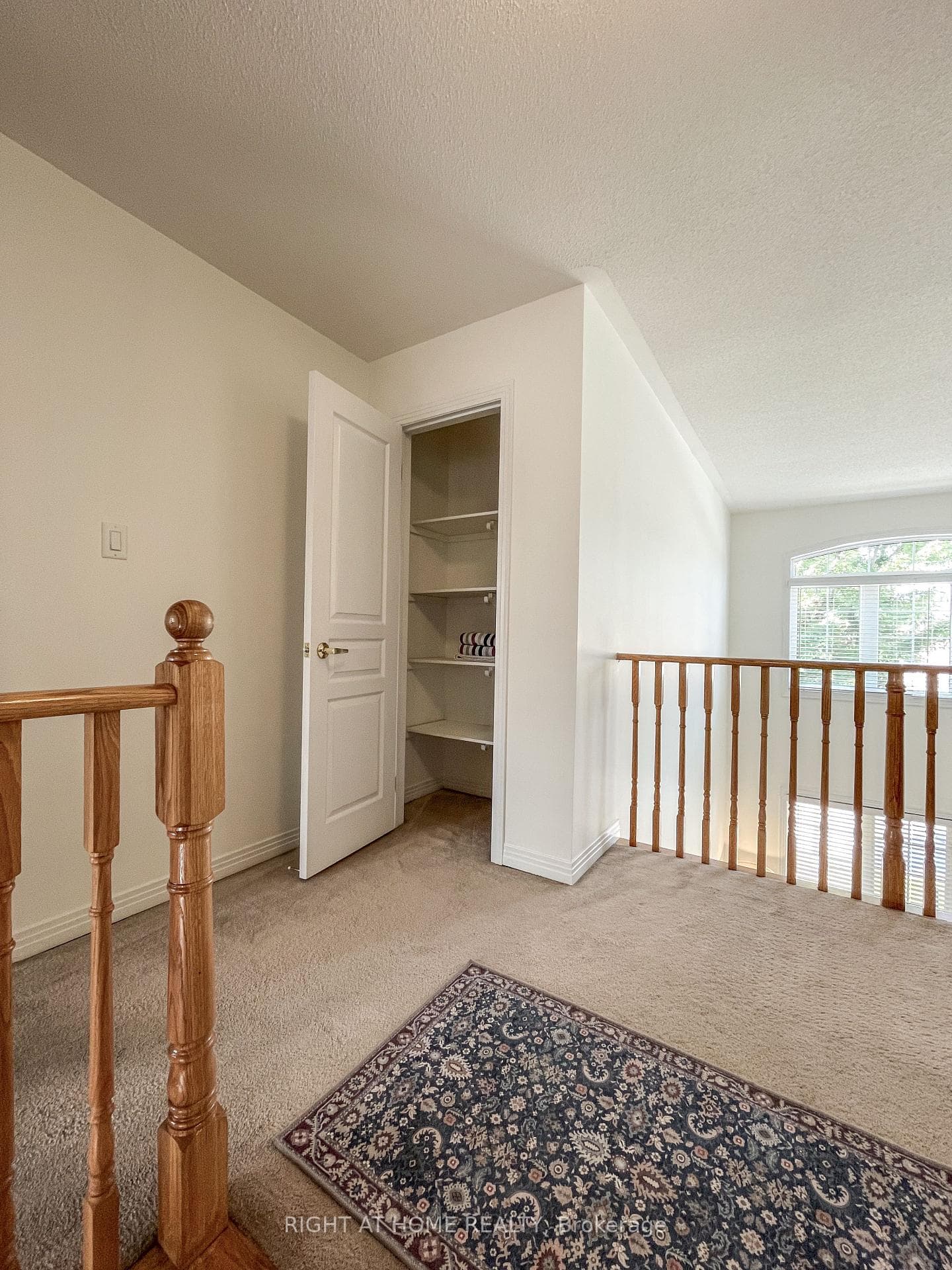 35 Nichols Boulevard photo 18