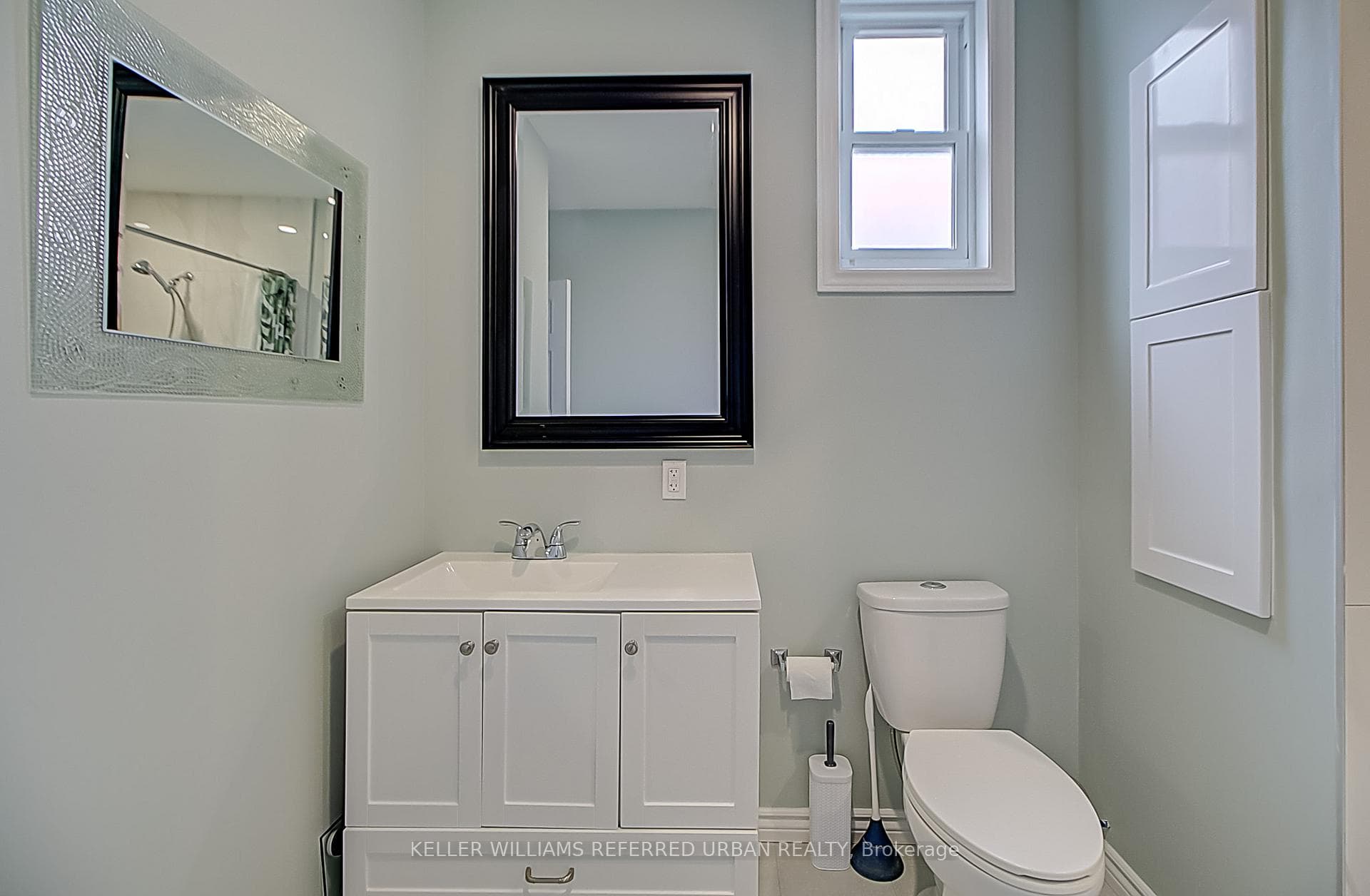 242 Oshawa Boulevard photo 19