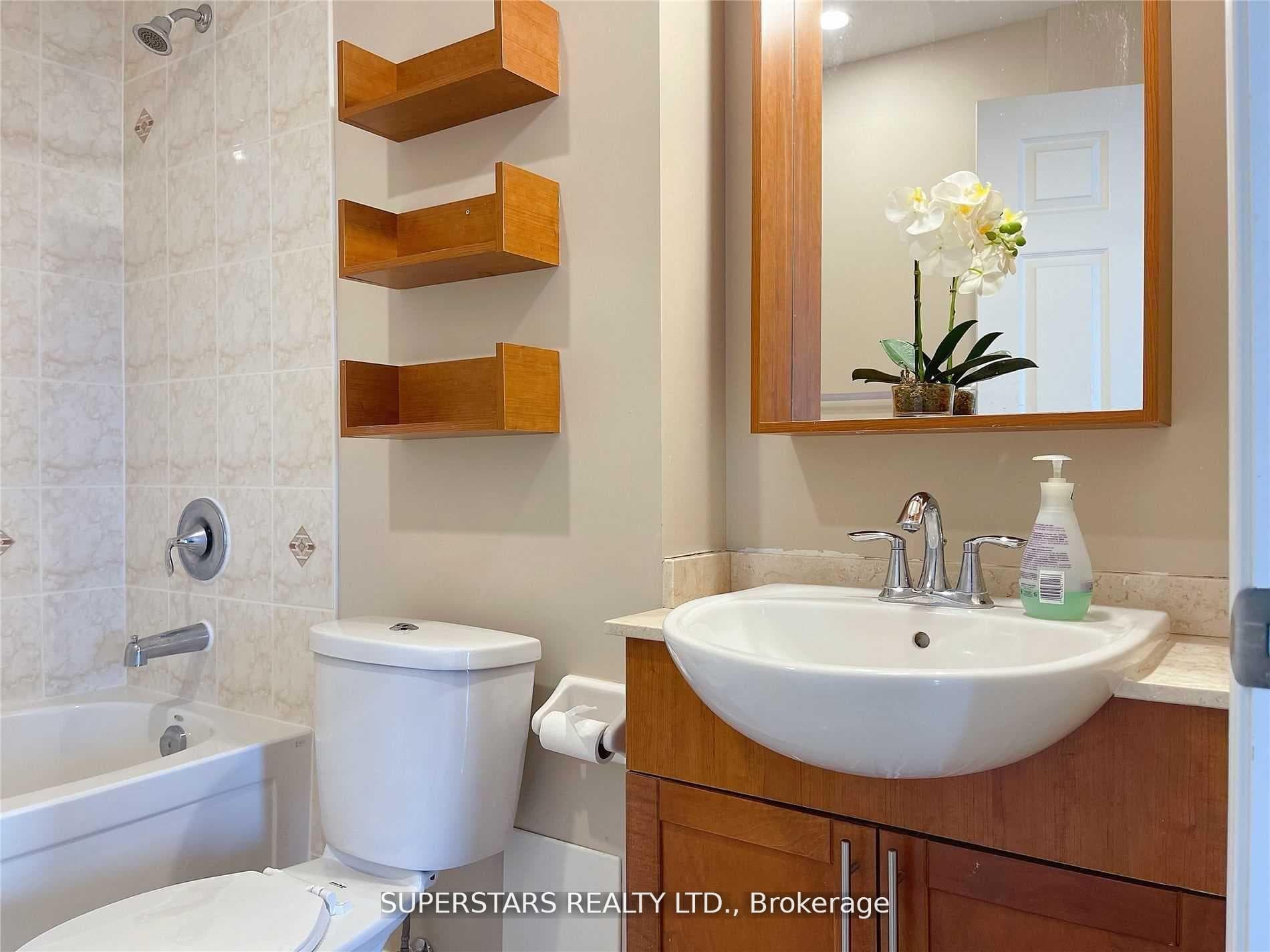 18 Holmes Avenue Unit 2010 photo 19