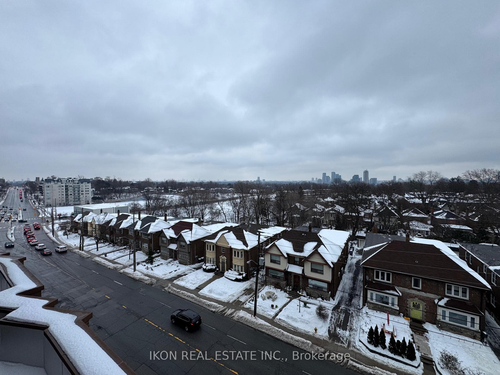 1720 Bayview Avenue Unit 602 photo 17
